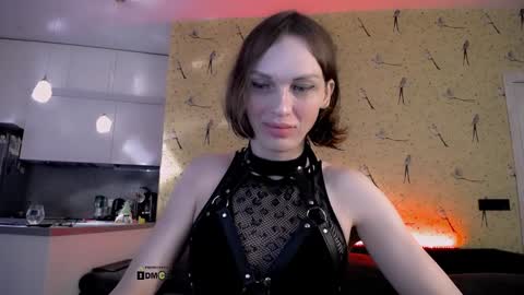 Milena Hardy online show from December 21, 4:30 am