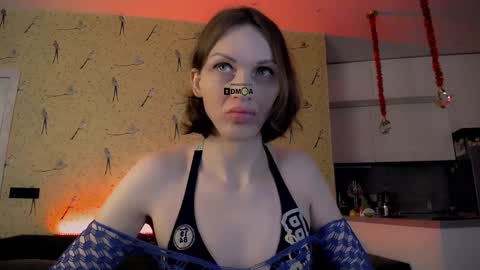 Milena Hardy online show from January 15, 4:15 am