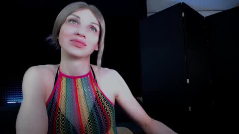 Milena Hardy online show from October 18, 5:22 am