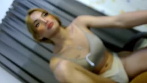 Zoey online show from December 26, 4:47 pm