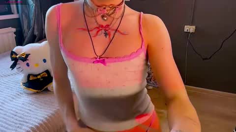 Anya online show from May 7, 4:36 pm