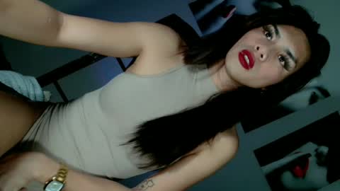 miss_bella69 online show from June 21, 4:10 pm