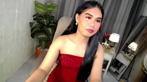 miss_fhakarat online show from March 17, 6:04 am