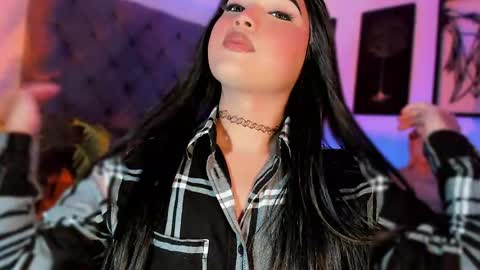 miss_zz online show from April 23, 1:35 pm