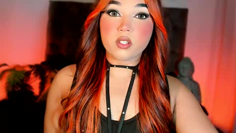 miss_zz online show from May 7, 5:31 pm