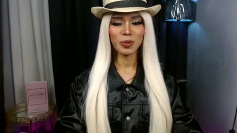 Stella online show from October 6, 8:14 am