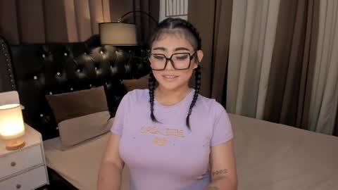 Snapshot of monstrouscockdivaontop chatting on December 4, 6:38 am Ruthie online show from December 4, 6:38 am