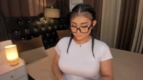 Snapshot of monstrouscockdivaontop chatting on December 15, 5:34 am Ruthie online show from December 15, 5:34 am