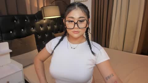 Snapshot of monstrouscockdivaontop chatting on January 18, 4:26 pm Ruthie online show from January 18, 4:26 pm