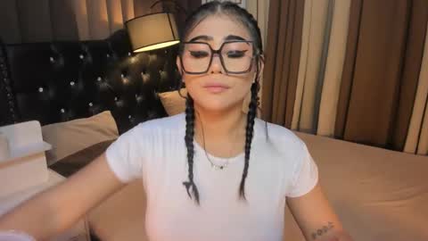 Snapshot of monstrouscockdivaontop chatting on February 7, 1:25 am Ruthie online show from February 7, 1:25 am