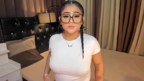 Snapshot of monstrouscockdivaontop chatting on February 26, 2:26 am Ruthie online show from February 26, 2:26 am