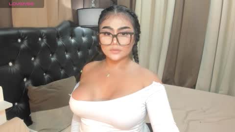 Snapshot of monstrouscockdivaontop chatting on September 24, 5:35 am Ruthie online show from September 24, 5:35 am