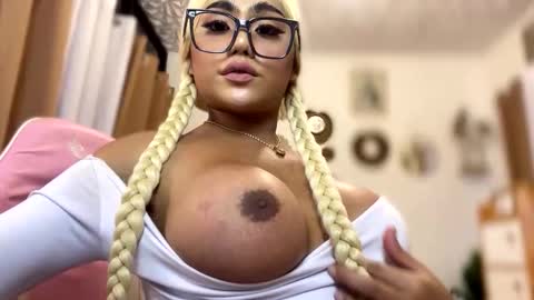 Ruthie online show from November 30, 2:36 am