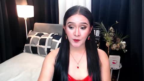 Snapshot of ms_grey4u chatting on October 29, 11:58 pm Ash online show from October 29, 11:58 pm