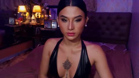 Thea online show from January 12, 10:12 am