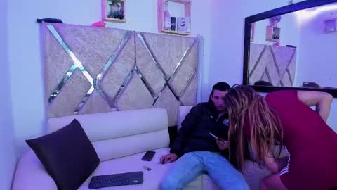 Myluandjack online show from May 2, 10:42 am