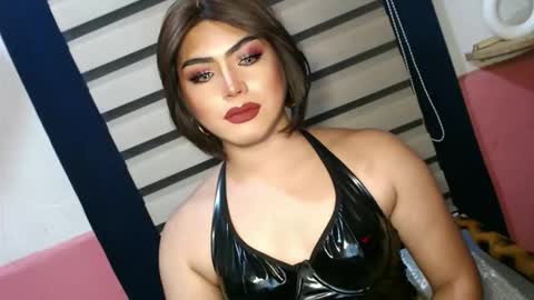 SUPPORT GODDESS TRISHA  AND DONT FORGET TO FOLLOW ME online show from June 3, 3:49 pm