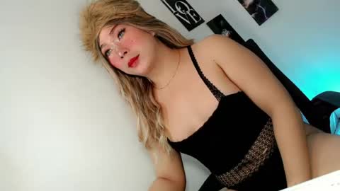 kimmy online show from July 24, 2:54 am