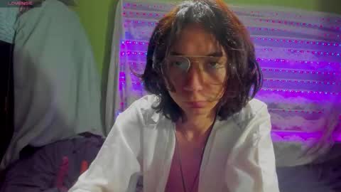 NAJI  online show from November 7, 3:23 pm