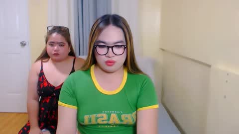 charllot online show from March 27, 1:42 am