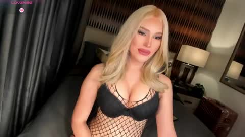 Natasha online show from April 30, 2:39 am