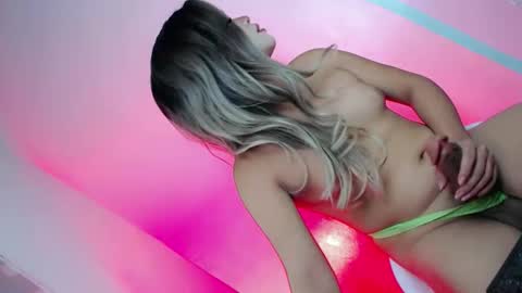 naughtybynight28 online show from April 27, 2:59 pm