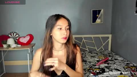 naughtyjanela online show from February 19, 5:49 am