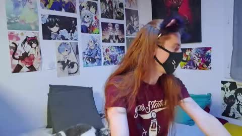 Snapshot of neko_nyaaa chatting on October 24, 8:25 pm Neko online show from October 24, 8:25 pm