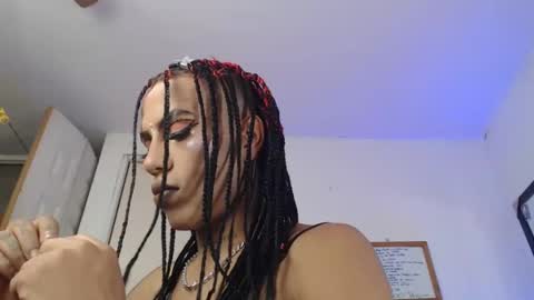 Snapshot of nico_hoot chatting on February 24, 5:54 am sammy hoot online show from February 24, 5:54 am