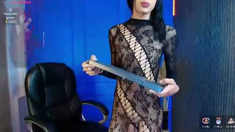 nikki_vesper online show from July 21, 3:53 am