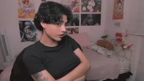 Nikylaine online show from December 2, 10:59 pm