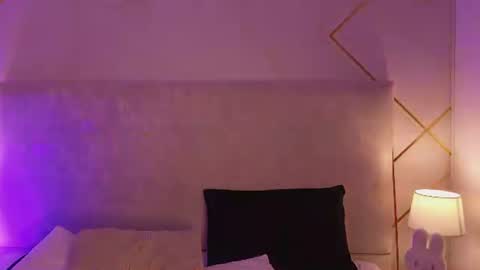 nioki_ online show from June 29, 12:05 pm