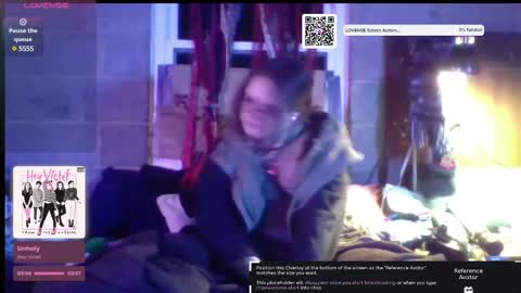 nixylix online show from January 9, 2:11 am