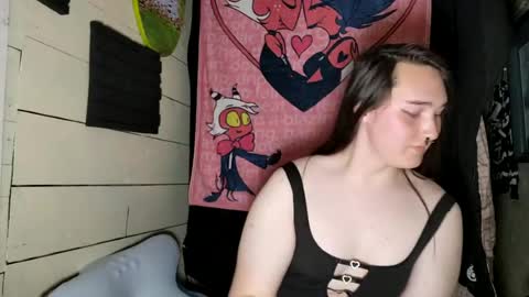 nonbinarybeauty20 online show from June 18, 9:14 am
