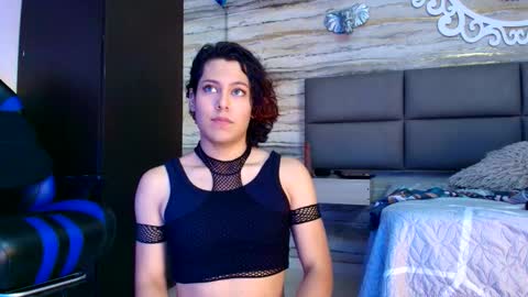 Oliver  online show from December 20, 1:22 am