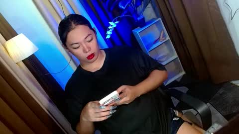 Miss OLIVIA online show from December 15, 7:37 am