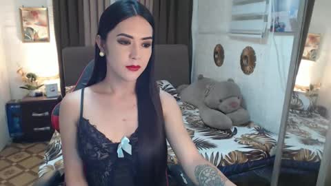 onesweetkris online show from March 9, 11:14 am