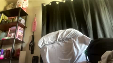 Onyx online show from March 8, 6:33 pm