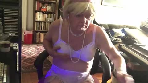 Pantyvioletlace online show from June 23, 6:49 pm