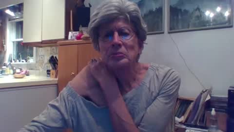 Snapshot of phillipa1023 chatting on March 6, 12:37 am phillipa online show from March 6, 12:37 am