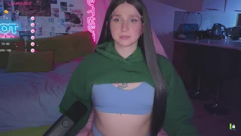 pinkvenom_ online show from April 24, 6:44 pm