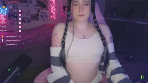 pinkvenom_ online show from April 30, 5:39 pm