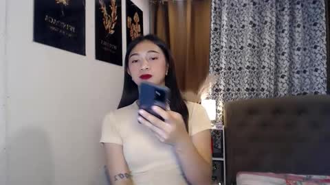 shakira online show from March 18, 3:22 pm