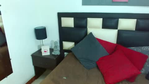 princess_violetx online show from March 15, 12:35 am