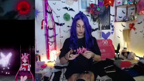 purplekattlyn online show from May 6, 8:21 am