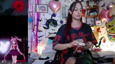 purplekattlyn online show from August 6, 7:15 am
