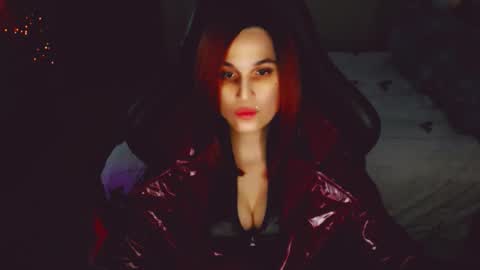 Kitty online show from November 24, 5:04 pm