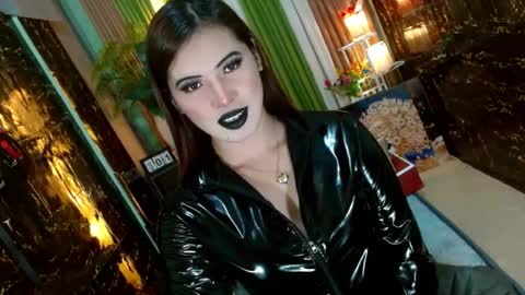 Kendal  online here from 6am-3pm philippine time online show from August 1, 6:36 am