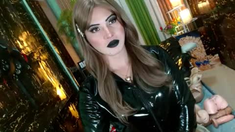 Kendal  online here from 6am-3pm philippine time online show from August 7, 1:13 am