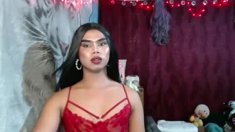 queenpinayebony_xx online show from May 3, 11:26 am